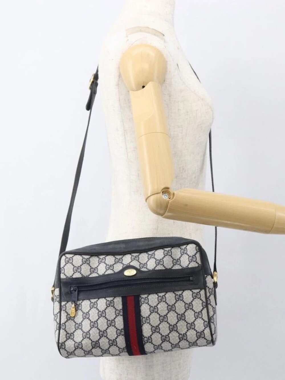 GUCCI GG Supreme Sherry Line Shoulder Bag PVC Navy Gold 42 01 4071 Auth BA9140